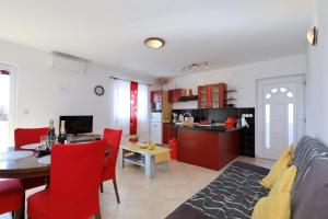 Apartments Luca 