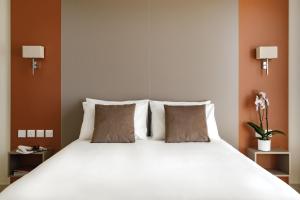 Superior Double or Twin - High Floor room in Mayflower Hotel Malta