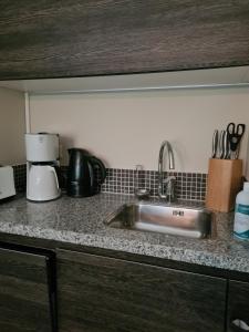 GREAT CANAL STUDIO - AC, Water view & Free parking