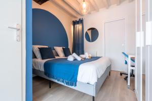 Appartements La WAIDE Beau studio centre ville WIFI NETFLIX tout equipe : photos des chambres