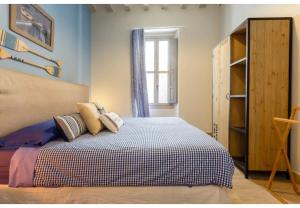 PATIO-Caleta Beach Home by Cadiz4Rentals