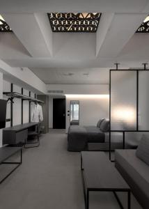 Essence Suites Downtown Suites - Adults Only