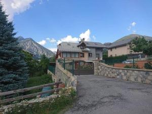 Appartements Maison mitoyenne avec terrasse : photos des chambres