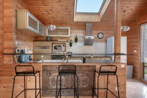 Séjour cosy, maison en bois pour 8