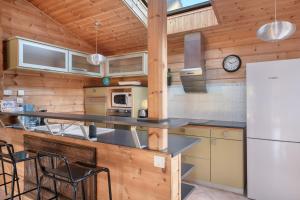 Séjour cosy, maison en bois pour 8