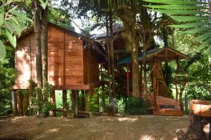 Kumbuk Tree House Yala Safari Place