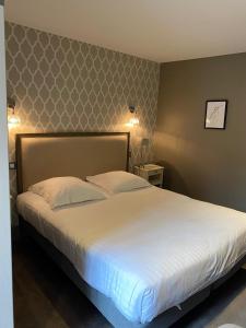 Hotels The Originals Boutique, Hotel La Colonne de Bronze, Saint-Valery-sur-Somme (Inter-Hotel) : photos des chambres