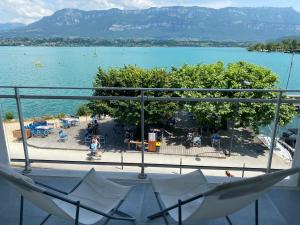 Appartements Vue sublime sur le lac du Bourget : photos des chambres