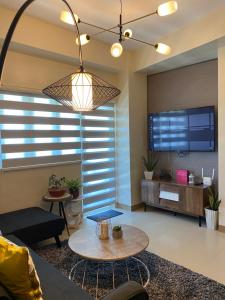 2 BR Corner Executive Suite at Lafayette Park Square Megaworld Blvd Unit 5H