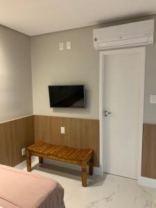 Guarajuba Summer Flat Melhor localização de Guarajuba e melhores Flats Beira Mar de Guarajuba Dispomos de 4 flats decorados no mesmo condomínio Aqui você não precisa de carro para nada Faça tudo à pé