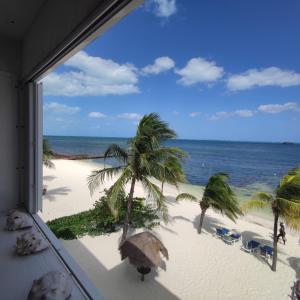 Bella Beach Condo Cancun