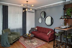 Mirror Apartment with private parking