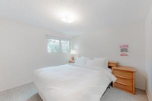 Powder Family - Ptarmigan Inn #302