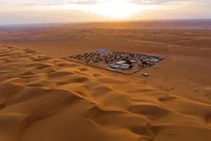 Arabian Oryx Camp - Shāhiq