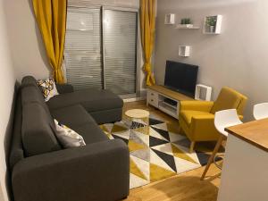 Appartement calme et propre avec vue sur la mer