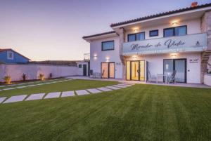 Apartamentos Mirador de Vidío