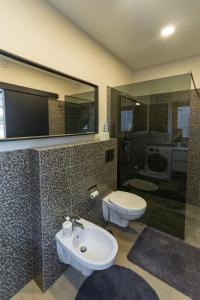 Namas prie Kuršių marių, Svencelė