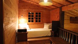 Chalets chalet artheis : photos des chambres