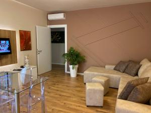 Nemis apartments in the centre of Tirana four Free parking