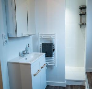 Appartements Les studios propres et tout equipes : photos des chambres