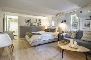 NEW Renovated COZY APPARTMENT CENTRIC