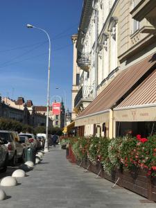 Center Lviv Avenue 23