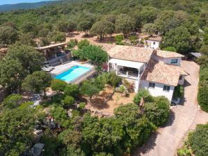 Sejours chez l'habitant Sublime vue sur mer et montagne : photos des chambres