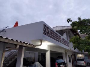 Linda casa na praia do Santinho
