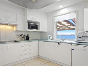 Penguin Head Retreat