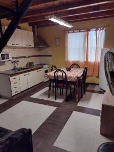 Los Pinos a paso de Parque Camet