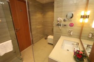 Regenta Central Udaipur, Court Circle