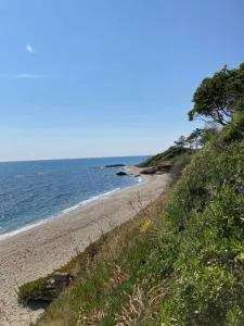 Maison pieds dans l eau avec piscine et clim - Linguizzetta