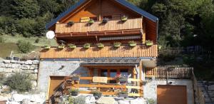 Appartements Chez Luciana- Appartement en chalet de montagne : Appartement (4 Adultes + 2 Enfants)