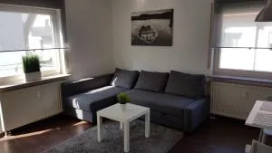 Ferien- und Businessapartment I Modern mit WLAN und Parkplatz nahe Zentrum, Automobil- und Tech-Firmen, Messe - Renningen