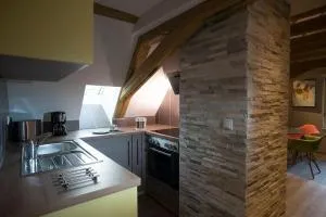 In-der-RAEUCHERKAMMER-die-Superior-Suite-ueber-den-Daechern-der-Altstadt - Lengfurt