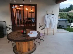 L'atelier de Guytou et Spa - Orgon