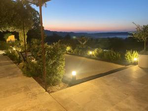 Villas Villa de 5 chambres avec piscine privee terrasse amenagee et wifi a Murs : photos des chambres