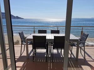 Fantástico apartamento en primera línea de mar - Ubytování bez kategorie ve městě Roses