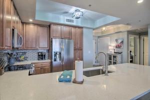 The Beachcomber Escape with Club Amenities!