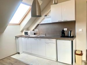 ,,Адела”-апартамент за гости