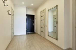 Стильні апартаменти із казковим краєвидом та світлом