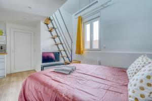 Appartements Studio mezzanine 3-4 pers tout equipe WIFI : photos des chambres