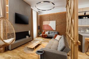 Kayana Apartments - Restored Luxury in the Heart of the Old Town, near Black Church, Council Sq