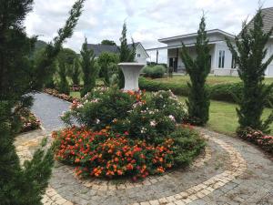 Baan Klang Khao Mountain Viewบ้านกลางเขา เมาเทนวิว