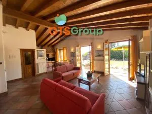 Appartamenti Apollo XI, GTSGroup - 提尼亚类