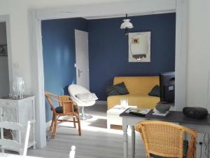 Maisons de vacances Gite Muides-sur-Loire, 3 pieces, 4 personnes - FR-1-491-182 : photos des chambres