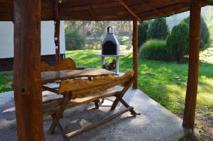 Bogoljubova vinska koliba