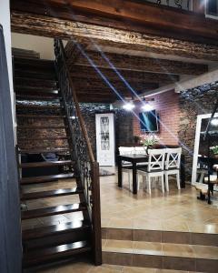 Dráchovský apartmán a vejminek