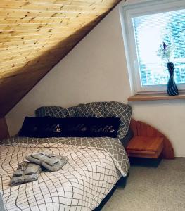 Chalupa s vnitřním bazénem