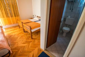 Apartment Nata with beautiful sea view